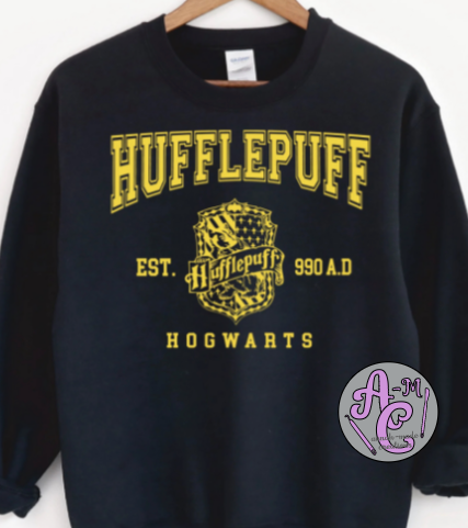Universal 2025 hufflepuff sweatshirt